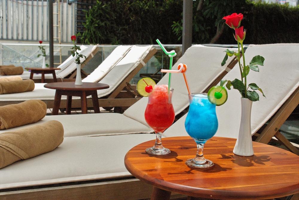 Aries Hotel На Транг Екстериор снимка