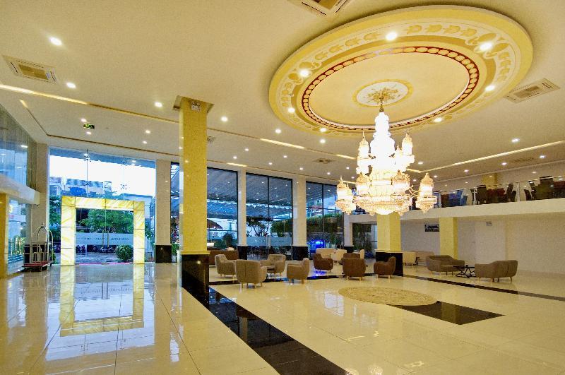 Aries Hotel На Транг Екстериор снимка