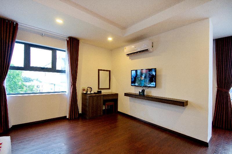 Aries Hotel На Транг Екстериор снимка