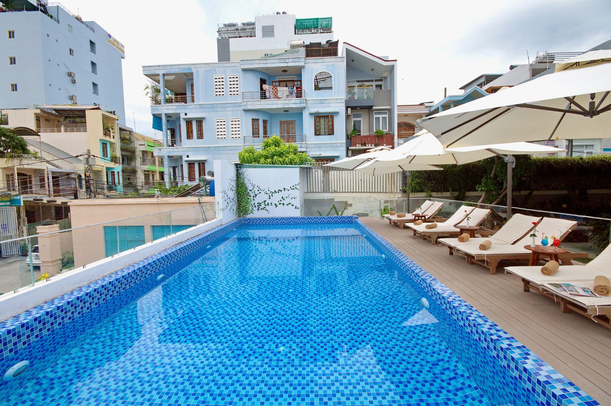 Aries Hotel На Транг Екстериор снимка